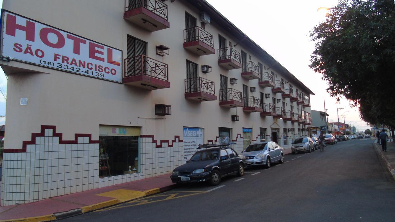 Hotel Sao Francsico De Ibitinga Bagian luar foto