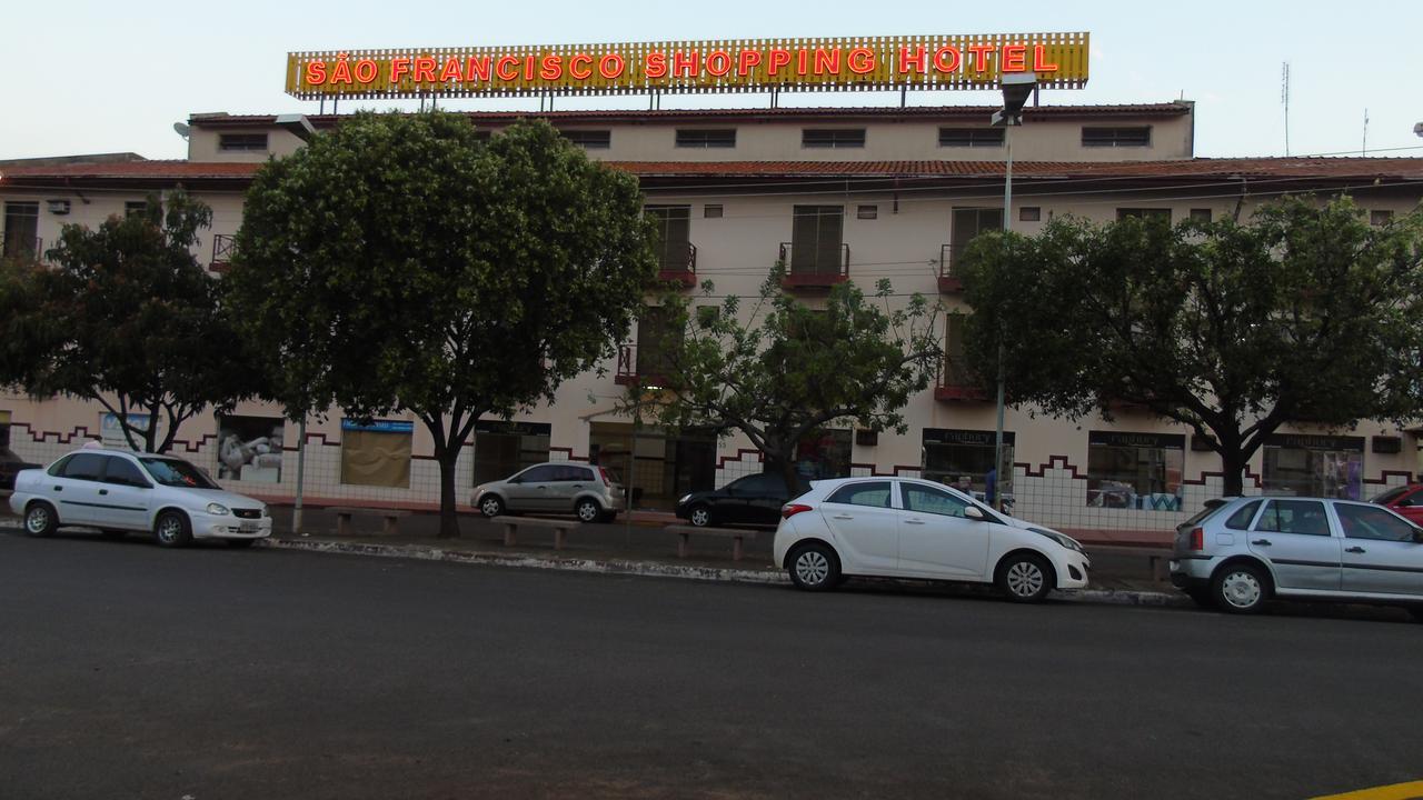 Hotel Sao Francsico De Ibitinga Bagian luar foto